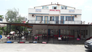 Degerli-Motel-Seferihisar-Exterior (1)